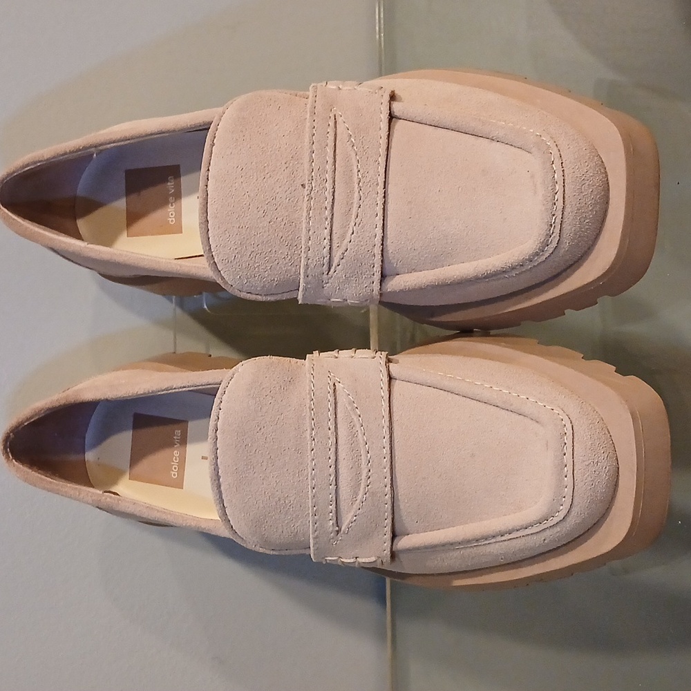 DOLCE VITA women's shoes, size 7, cream color.